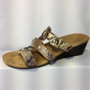 Vionic Radia Orthotic Snakeskin Sandals Wedge